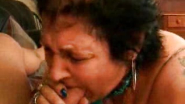 جنسیت بدون ثبت نام همسر blowjobs من یکی از کسانی که بیدمشک او کلیپ های xxx را بتراشید