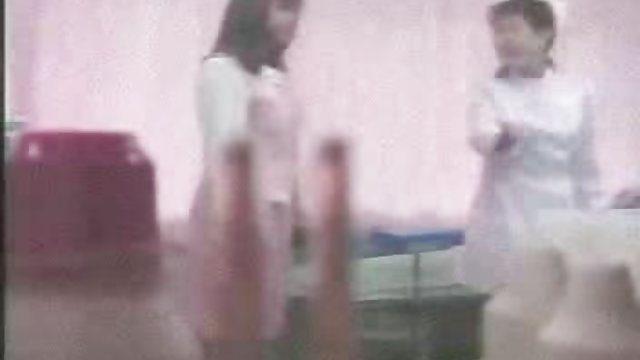 جنسیت بدون ثبت نام فوق العاده آسیایی, ویدئو ای از خالکوبی فیلم سکسی بچه بلا