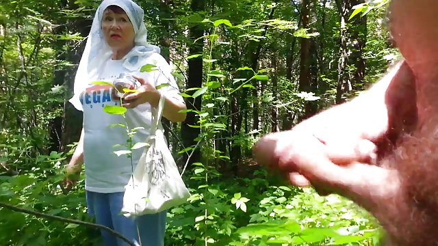 جنسیت بدون ثبت نام همسایه در پنجره مادربزرگ ، فیلم خارجی سک30 فوق العاده ای!